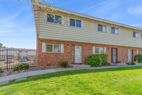 542 Smithridge Park, Reno, NV, 89502 | Card Image