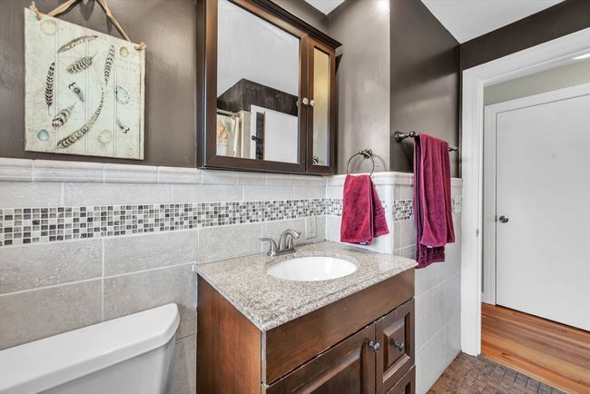 117 Vale St, House other with 3 bedrooms, 2 bathrooms and 4 parking in Worcester MA | Image 15