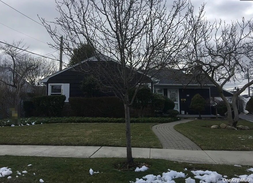 Lawrence Rd, West Hempstead, NY 11552