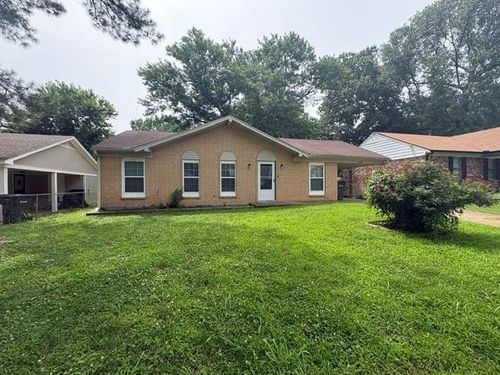 5267 Broken Oak Dr, Memphis, TN, 38127-2025 | Card Image