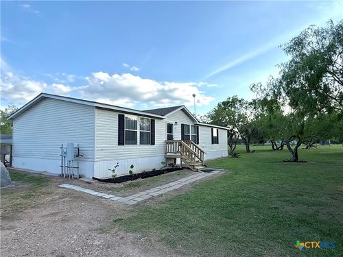 104 Estelle Ln, Victoria, TX, 77905-4334 | Card Image