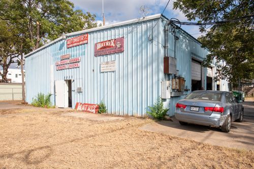 3228 E 5th St, Austin, TX, 78702-4908 | Card Image