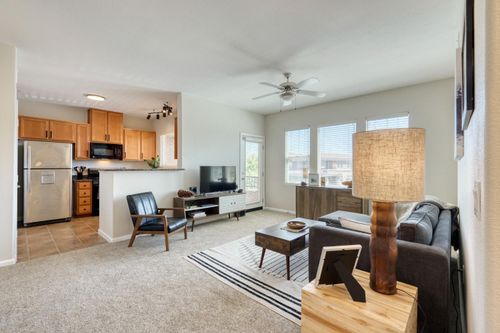 unit-634-600 Moon Cir, Folsom, CA, 95630-4128 | Card Image