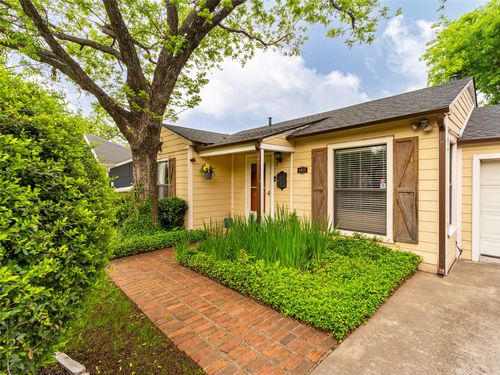 8915 Diceman Dr, Dallas, TX, 75218-4123 | Card Image