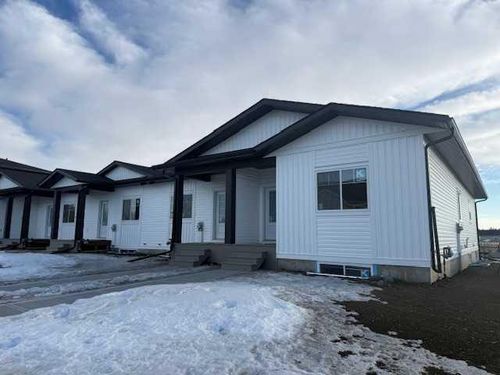 3 Gray Close, Sylvan Lake, AB, T4S0W4 | Card Image