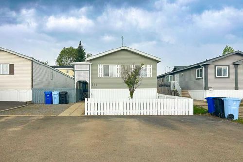 373 Greenwich Lane, Fort Mcmurray, AB, T9H3Z3 | Card Image