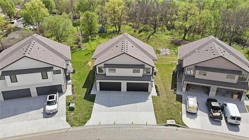 223 Nw Orchard Court, Lees Summit, MO, 64063 | Card Image