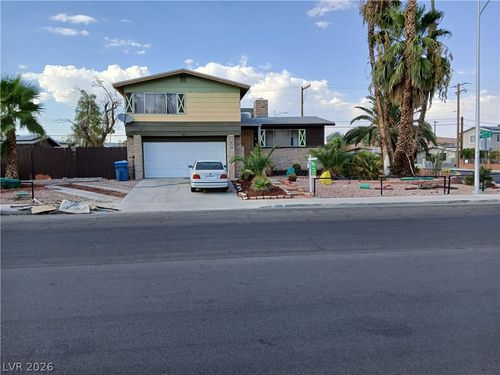 4200 Coran Ln, Las Vegas, NV, 89108-2806 | Card Image