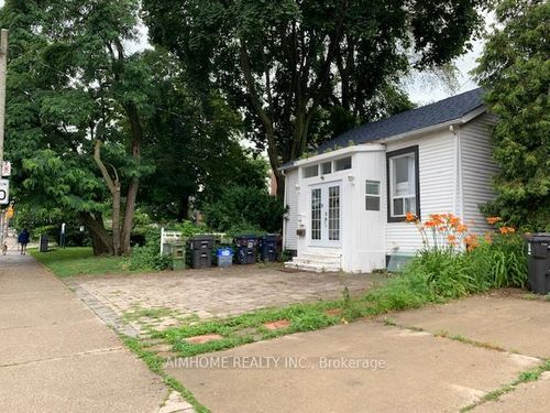 966 Dundas St E, Toronto, ON, M4M1R5 | Card Image