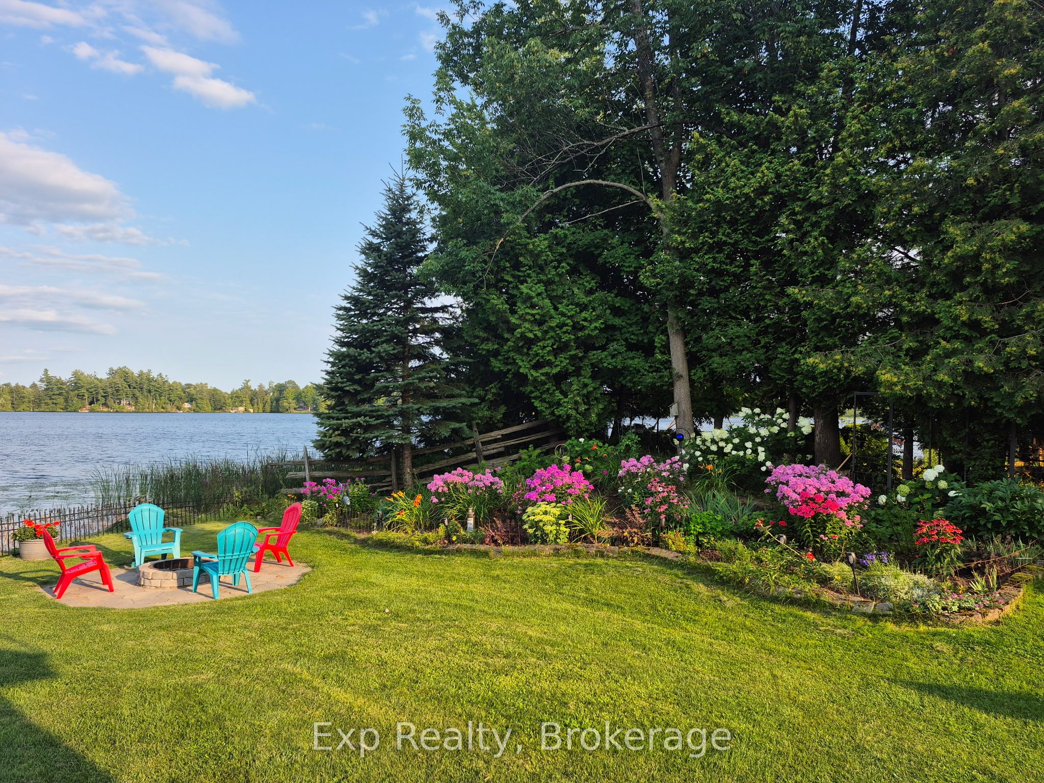 Residential in Stone Mills 3