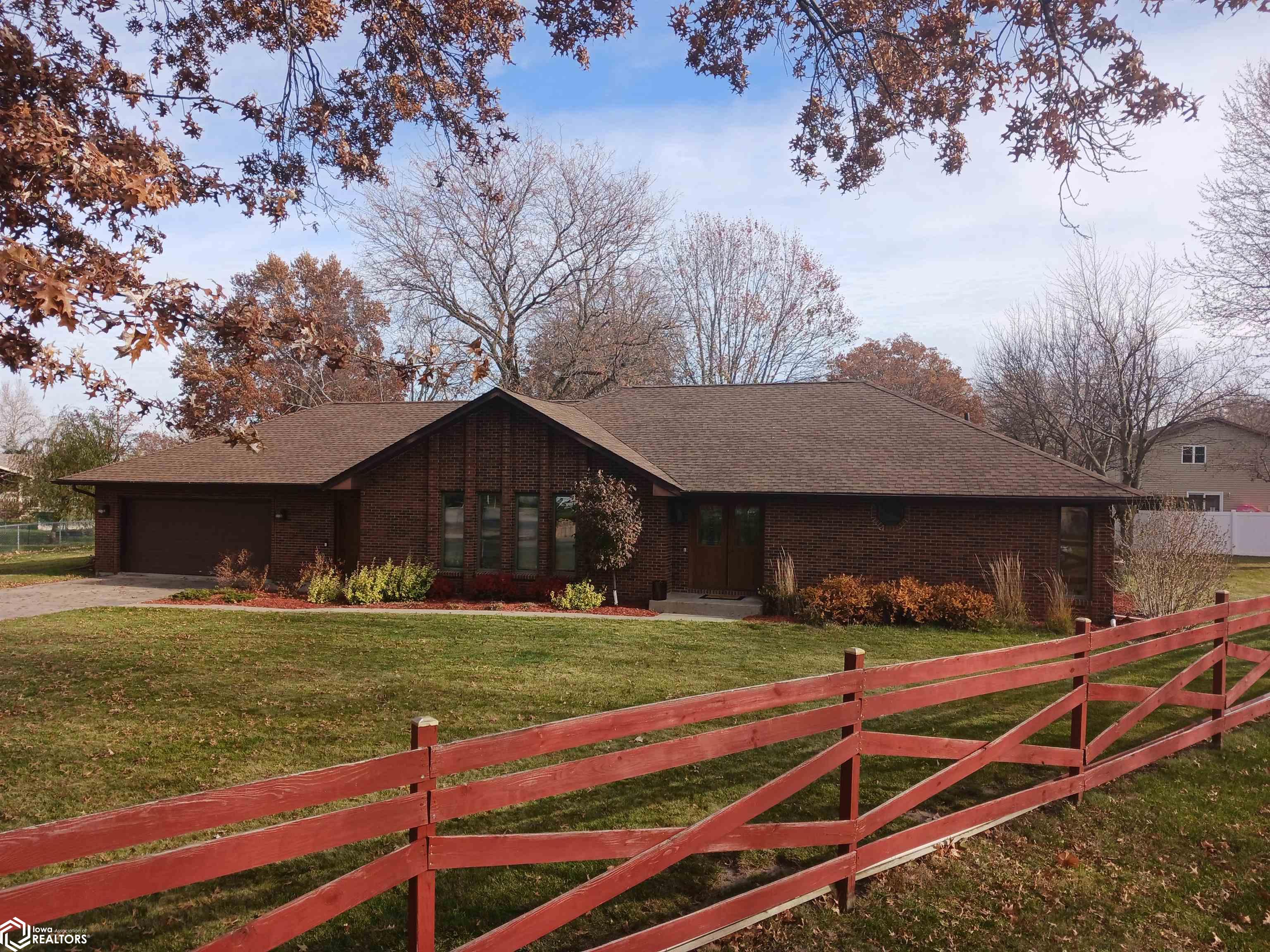 Edwards Dr, Ottumwa, IA 52501