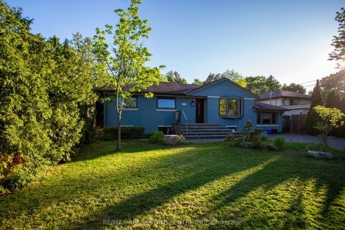 2450 Edenhurst Drive, Mississauga, ON, L5A2K9 | Card Image