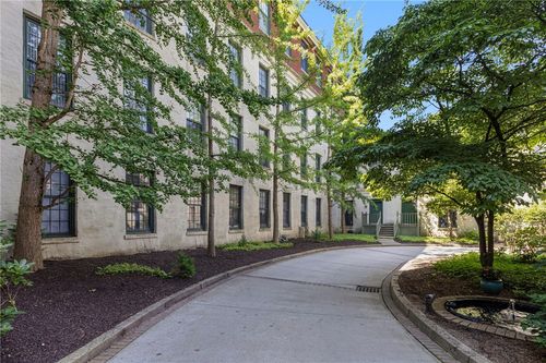 apt-120-15 Higgins St, Smithfield, RI, 02917-4033 | Card Image