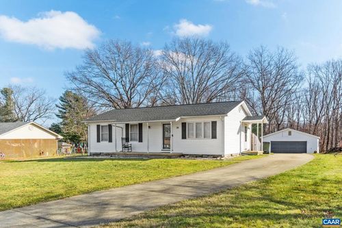 74 View Dr, Stuarts Draft, VA, 24477-2802 | Card Image