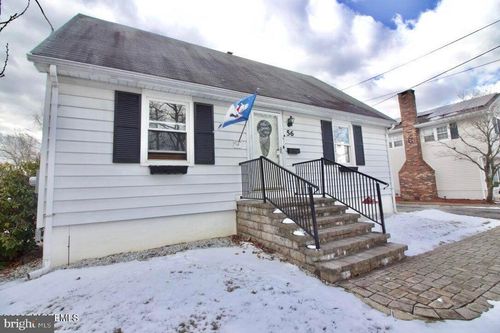 56 Irwin Ave, FREEHOLD, NJ, 07728-2643 | Card Image