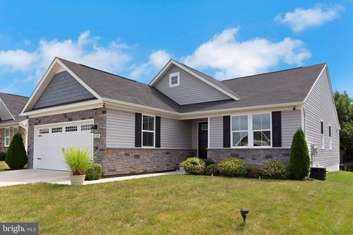 7084 Bagpipe Ln, KING GEORGE, VA, 22485-6862 | Card Image
