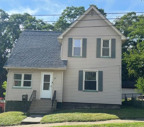 26 Hyde Ave, Niles, OH, 44446-1604 | Card Image