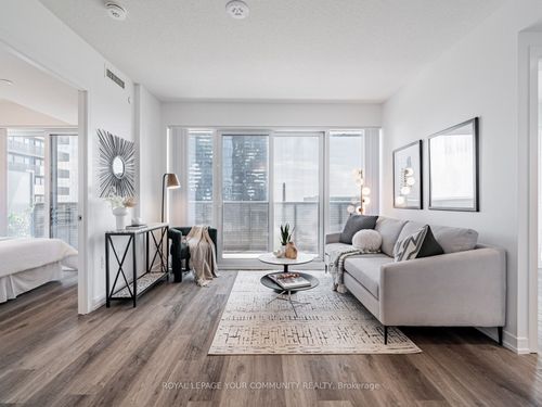 1611-55 Cooper St, Toronto, ON, M5E0G1 | Card Image