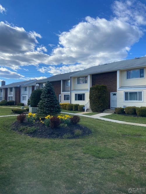 0-K-2 Quincy Circle, South Brunswick, NJ, 08810 | Card Image