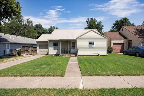 816 N 8th St, Neodesha, KS, 66757-1310 | Card Image