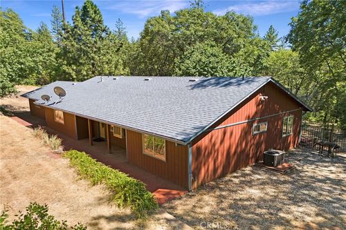 4940 Papaya Rd, Forest Ranch, CA, 95942-9654 | Card Image