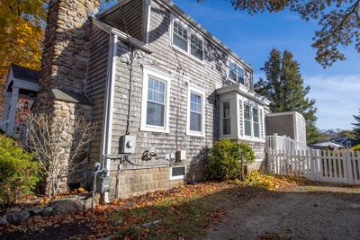 16 Oakland St, House other with 2 bedrooms, 1 bathrooms and 4 parking in Mattapoisett MA | Image 2