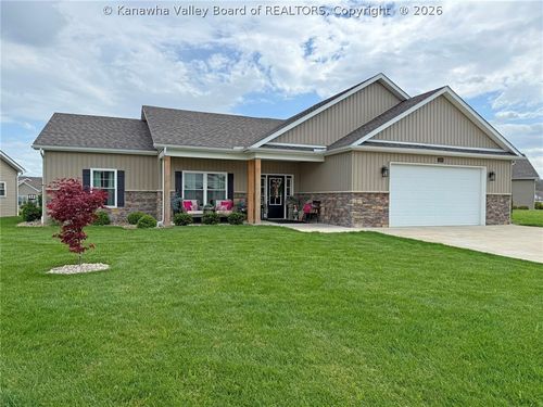 244 Steve Cir, Hurricane, WV, 25526-3204 | Card Image