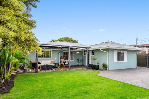 749 Oneawa St, Kailua, HI, 96734-2054 | Card Image