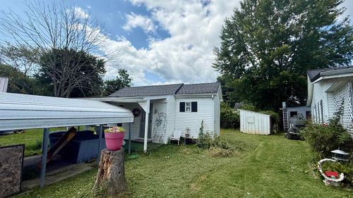212 E 2nd Ave, South Shore, KY, 41175-7520 | Card Image