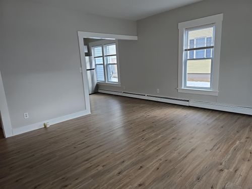 apt-2-155 N Main St, Newport, NH, 03773-1333 | Card Image