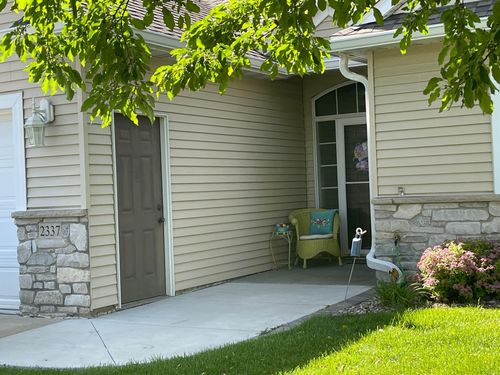 2337 Coral Ct Ne, Rochester, MN, 55906-5423 | Card Image
