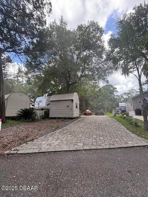 14128 Ne 253rd Avenue Rd, Salt Springs, FL, 32134 | Card Image