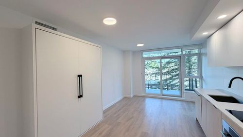 4xx-13738 Central Ave, Surrey, BC, V3T0X5 | Card Image