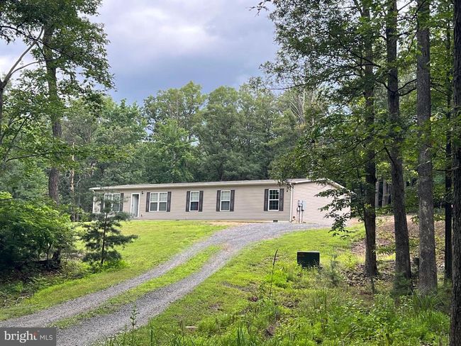 853 Janes Way, House other with 4 bedrooms, 2 bathrooms and null parking in HIGH VIEW WV | Image 6