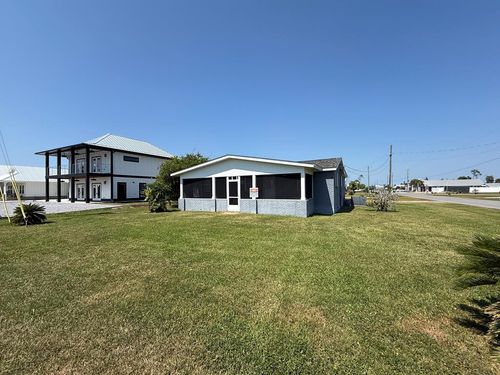 211 Carolina Dr, Mexico Beach, FL, 32456-0186 | Card Image