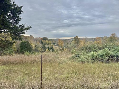 8981 Woodburn Allen Springs Rd, Alvaton, KY, 42122-8689 | Card Image