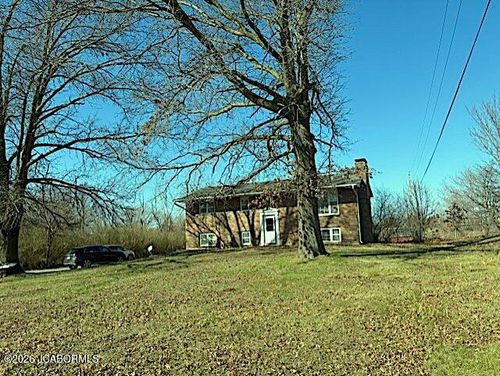 8101 N Wade School Road, COLUMBIA, MO, 65202 | Card Image
