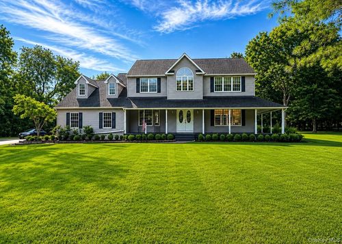 61 B Shore Rd, Mount Sinai, NY, 11766 | Card Image