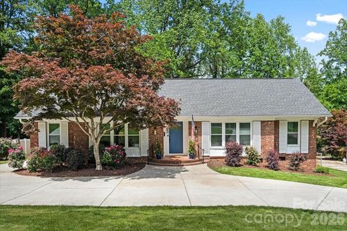 3741 Riverbend Rd, Charlotte, NC, 28210-6819 | Card Image