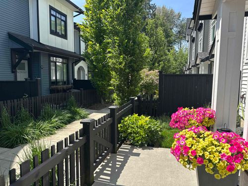 18-6897 201 Street, Langley, BC, V2Y0Z3 | Card Image