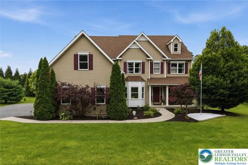 1212 Miller Rd, Wind Gap, PA, 18091-9676 | Card Image