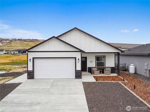 88-6697 Clubhouse Way Sw, Mattawa, WA, 99349 | Card Image