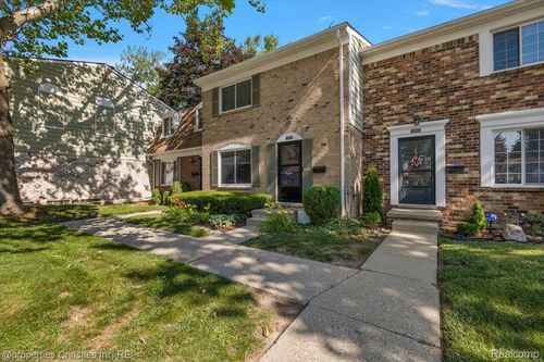 1982 Wickham St, Royal Oak, MI, 48073-1123 | Card Image