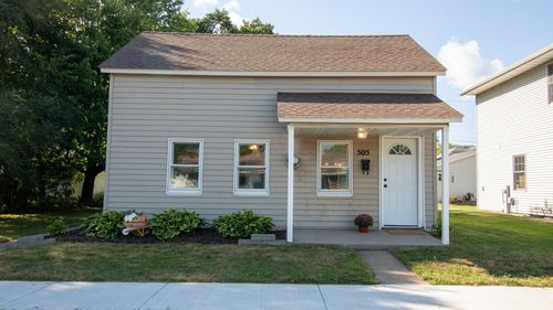 505 3rd St, MOSINEE, WI, 54455-1428 | Card Image