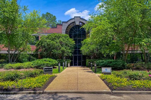 ste-208-800 Woodlands Pkwy, Ridgeland, MS, 39157-5200 | Card Image