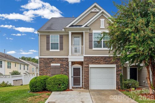 341 Sandy Spring Ln, Lake Wylie, SC, 29710-6722 | Card Image