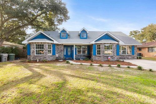 6315 White Oak Dr, Pensacola, FL, 32503-7579 | Card Image