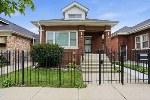 7923 S Luella Avenue, Chicago, IL, 60617 | Card Image