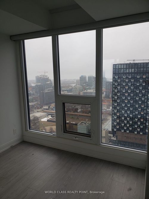 3710-181 Dundas St E, Toronto, ON, M5A0N5 | Card Image