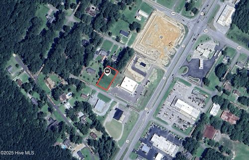 1217 Charles St, Windsor, NC, 27983-1909 | Card Image